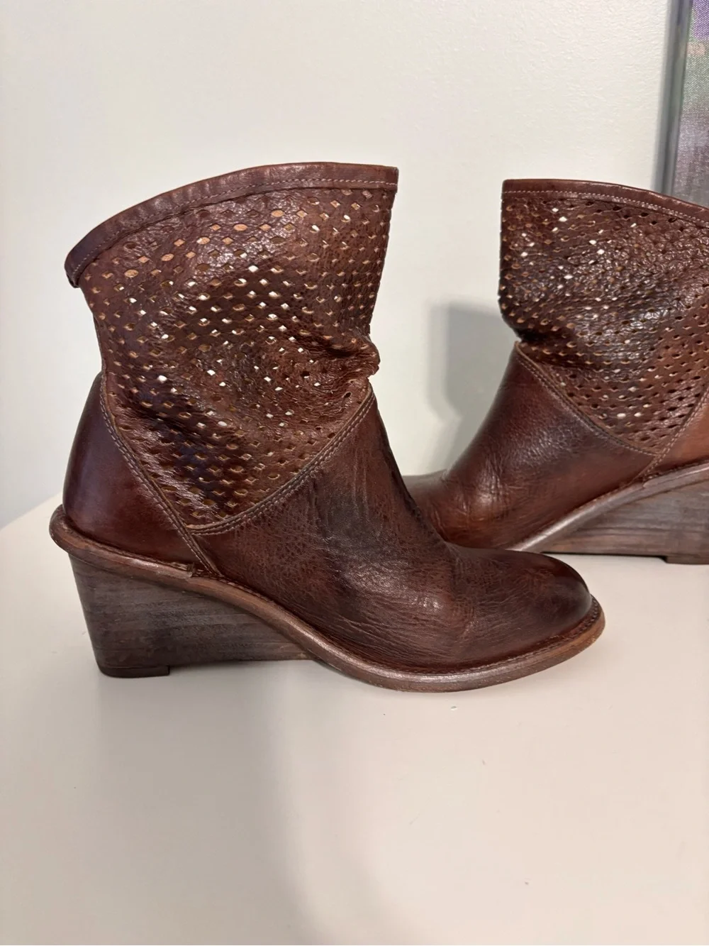 Bed Stu Cobbler Series Ankle Booties Womens Size 8 Brown Leather Wedge Western